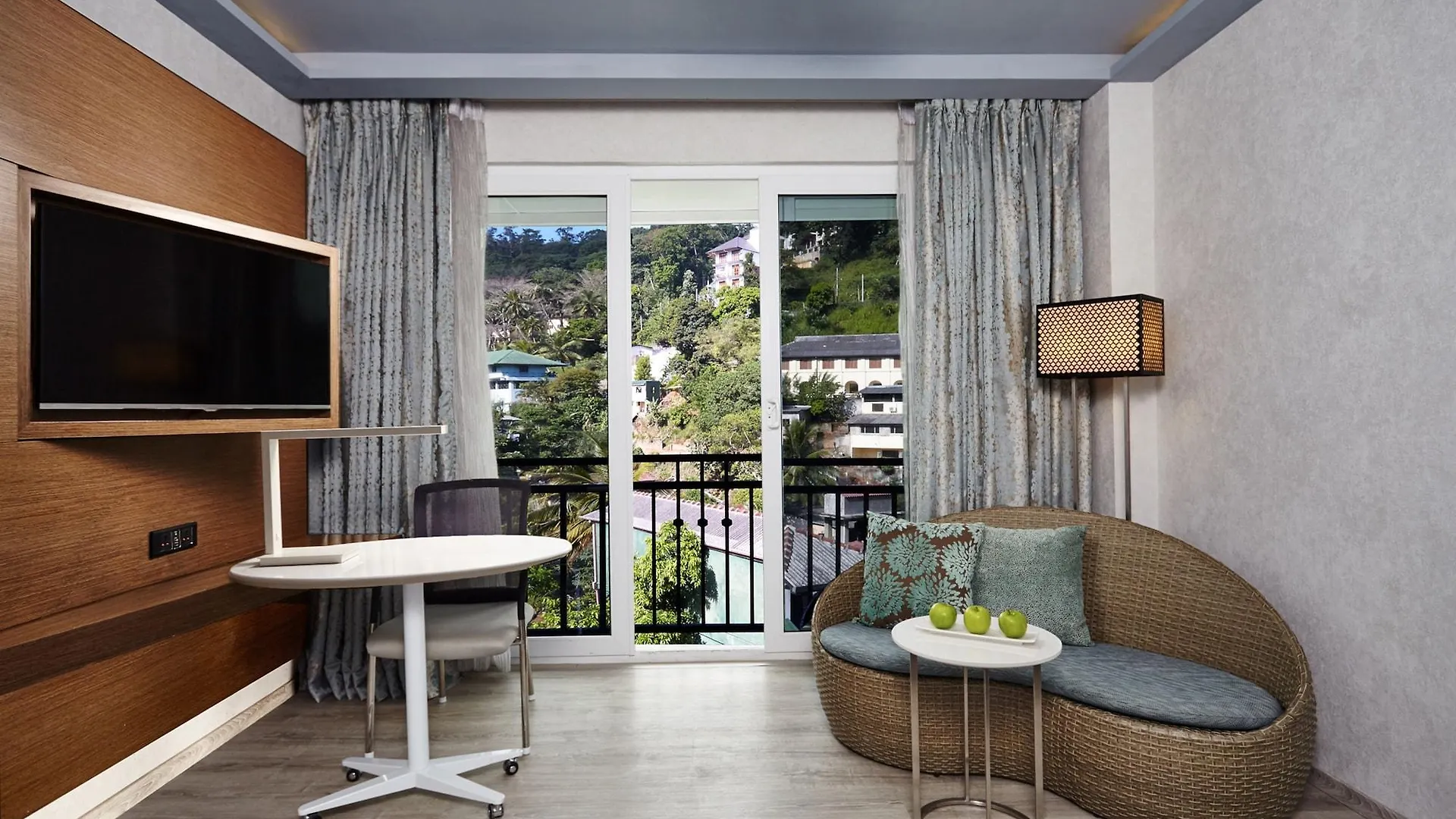 ****  Radisson Hotel Kandy Sri Lanka
